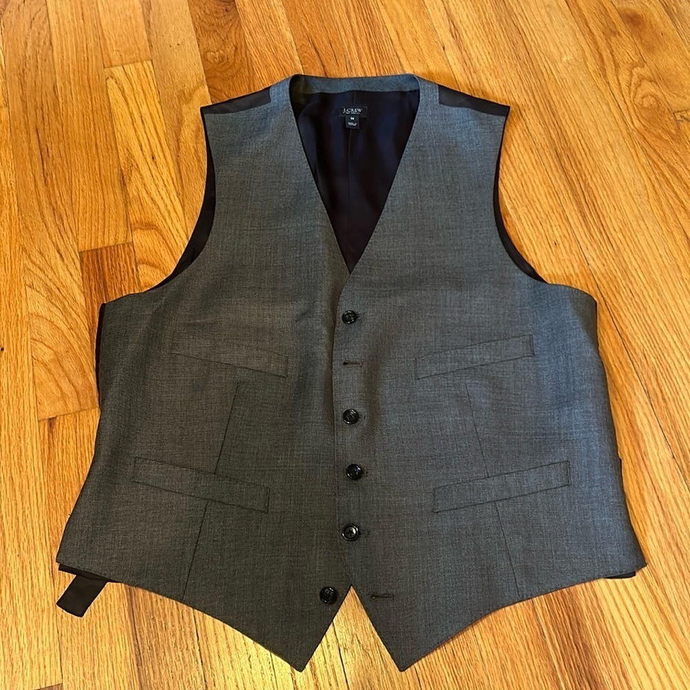 J. Crew Men’s Gray Vest Size Medium
